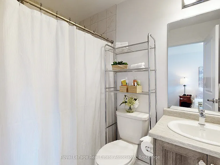 461 Blackburn Dr #40 — Photo 24