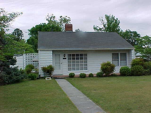 1st image of 1024 W 8th St