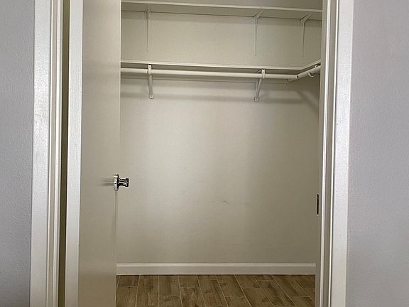 walk in closet