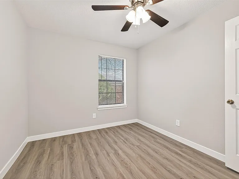 8617 Mapletwist St — Photo 31