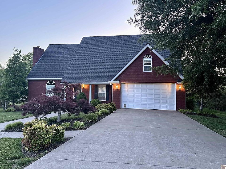 1st image of 1302 Larkspur Dr