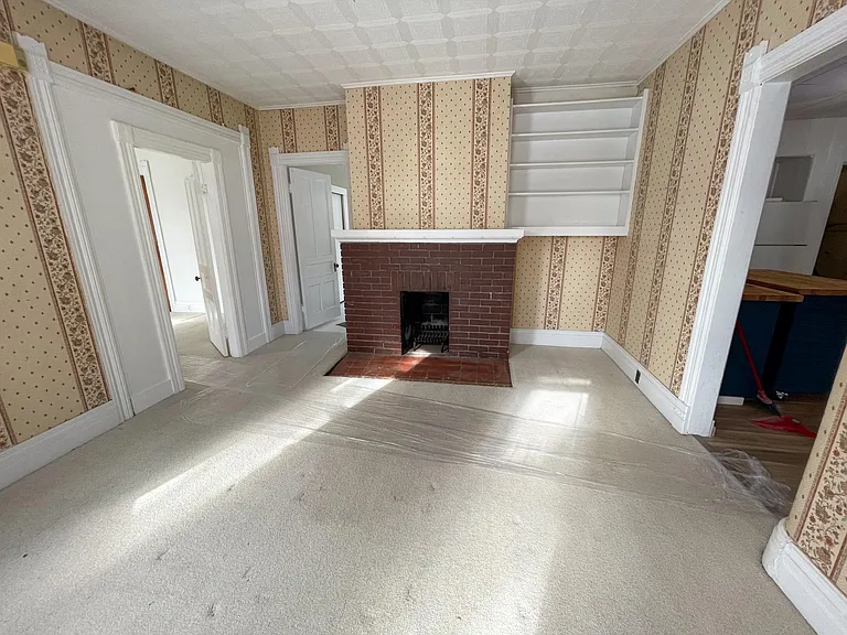 55 Oak St #1 — Photo 14
