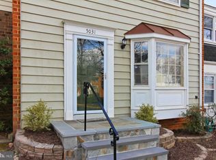 5031 Head Ct, Fairfax, VA 22032