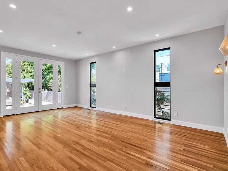 1275 S Cloverdale Ave #1 — Photo 18