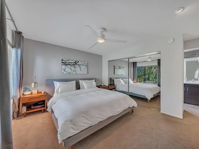 909 N Sierra Bonita Ave #10 — Photo 12