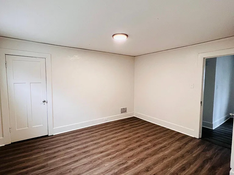 1127 Vernon Dr — Photo 18