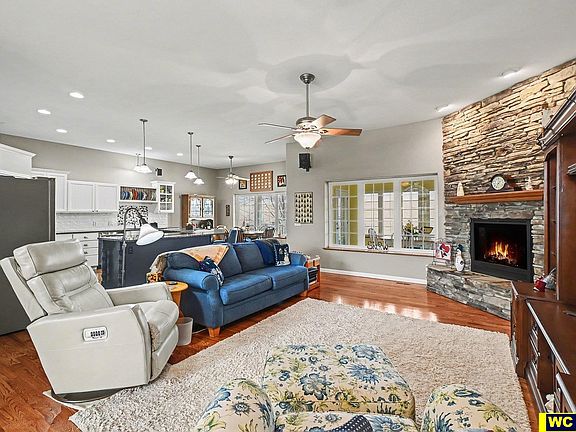3rd image of 710 Cady Dr