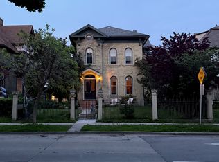 914 S 4th St, Milwaukee, WI 53204