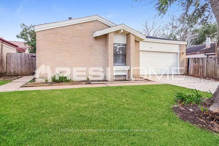 6330 Dellfern Dr — Photo 1