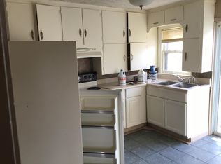 633 N Ridgewood Dr #1, Wichita, KS 67208