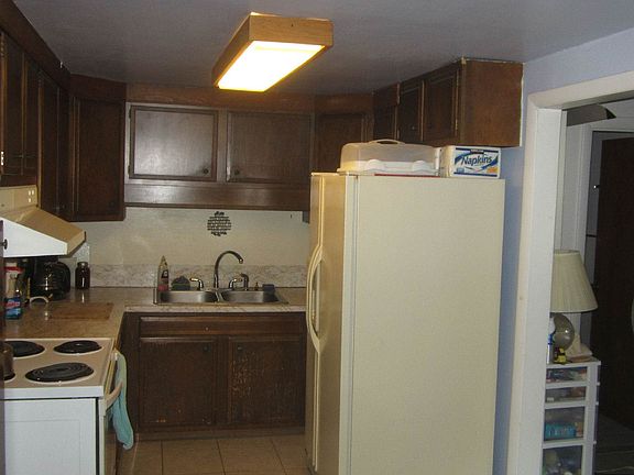 Kitchen - Unit 2