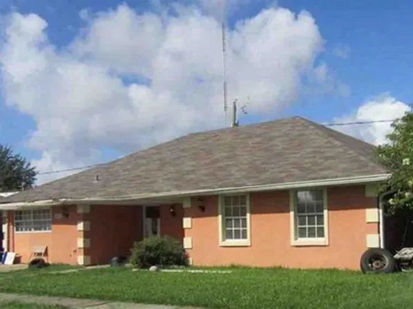 3612 Rosetta Dr, Chalmette, LA 70043
