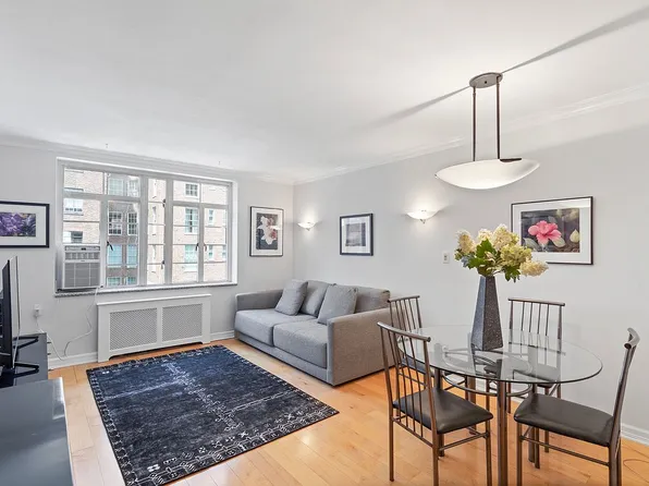 82 Irving Pl APT 6A, New York, NY 10003