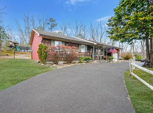 4 Milldown Rd, Yaphank, NY 11980