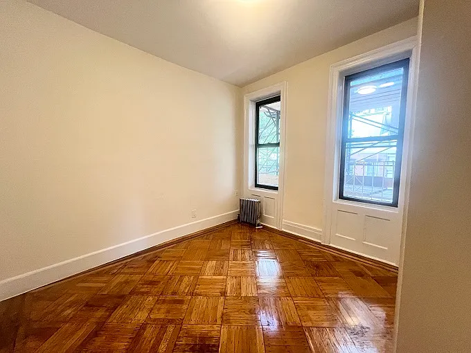 125 Washington Pl #3B — Photo 9