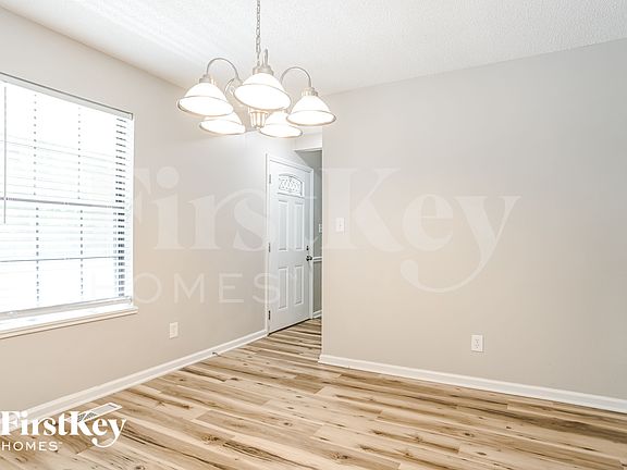 5th image of 7601 Zermatt Ln