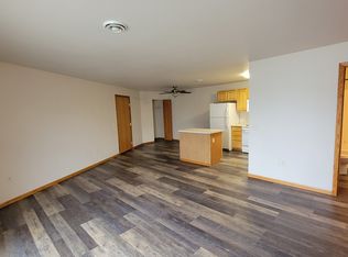 1153 Hidden Ln, New Richmond, WI 54017
