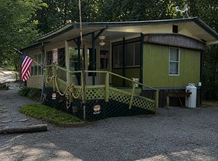 1 McKenzie Dr, Golconda, IL 62938