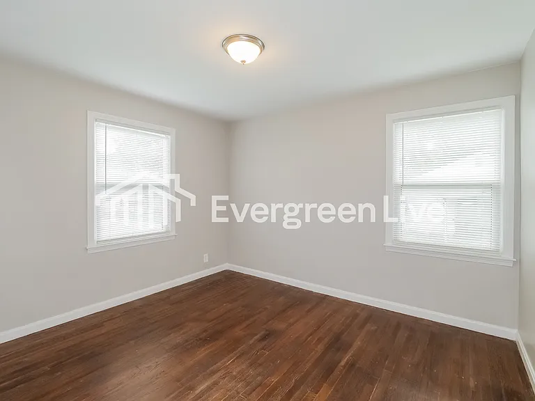 4416 Moats Ave E — Photo 12