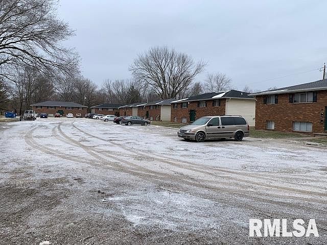 2nd image of 3241 S Douglas Ave
