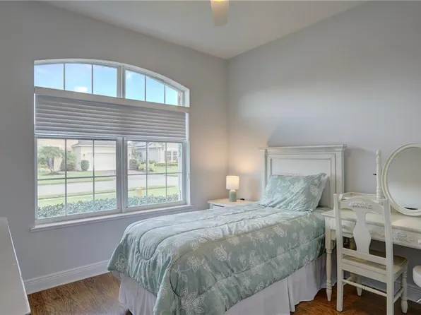 605 Gossamer Wing Way, Sebastian, FL 32958