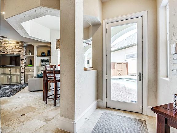 4th image of 3608 Vineyard Way