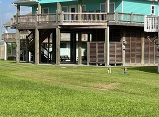 3092 Diane St, Crystal Beach, TX 77650