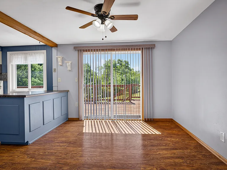 4304 Paradise Dr — Photo 5