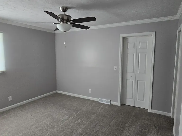 2 Lambeth Ct — Photo 37