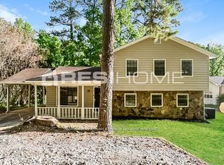 70 Homestead Pl, Rex, GA 30273