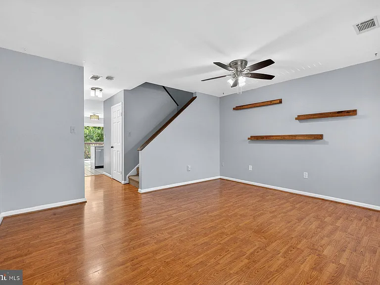 18273 Leman Lake Dr — Photo 4