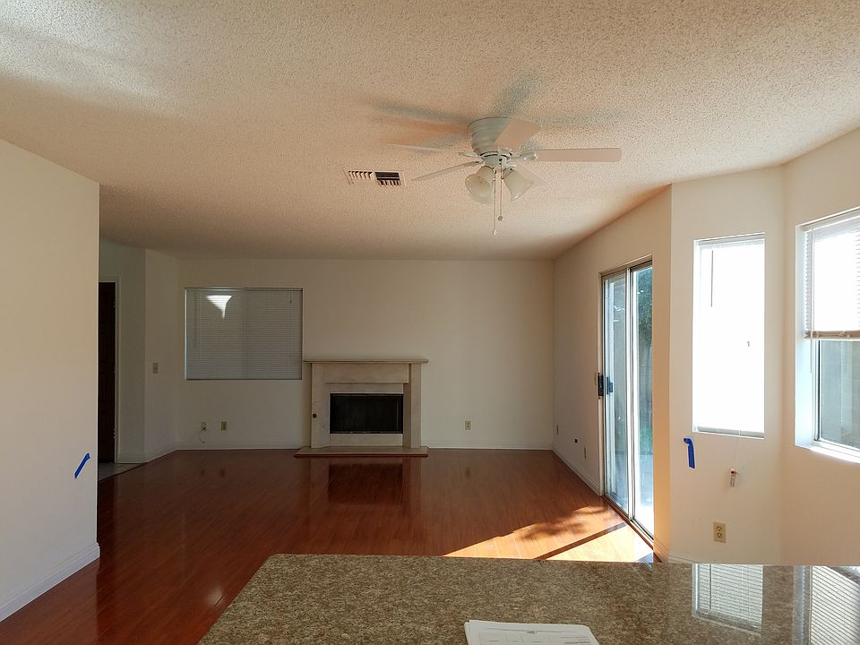 2nd image of 3190 Vineland Ave