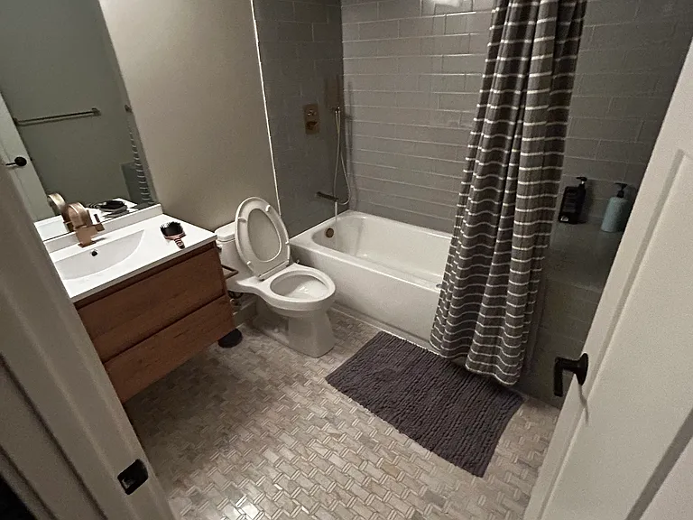 1209 E Laird Ave S — Photo 7