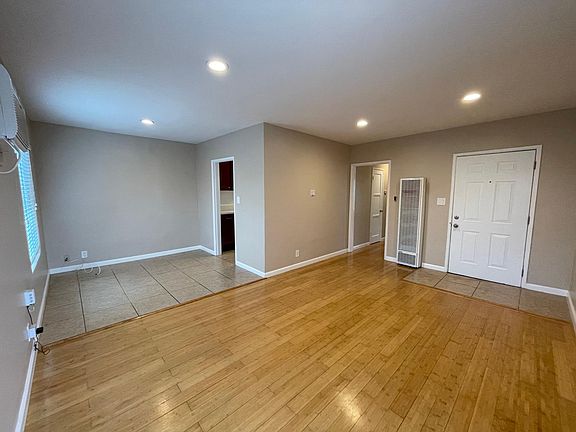 5th image of 5624 Satsuma Ave #1/2