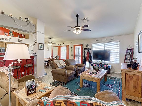 Front view of Greatroom