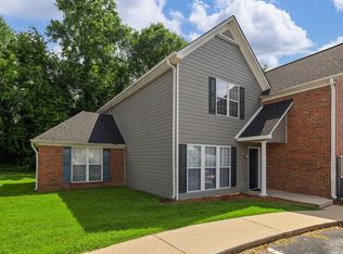 15 Whitfield Way, Greer, SC 29651