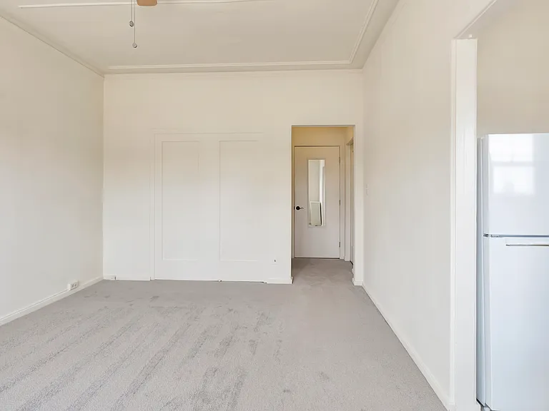 1261 Prospect St #5 — Photo 9