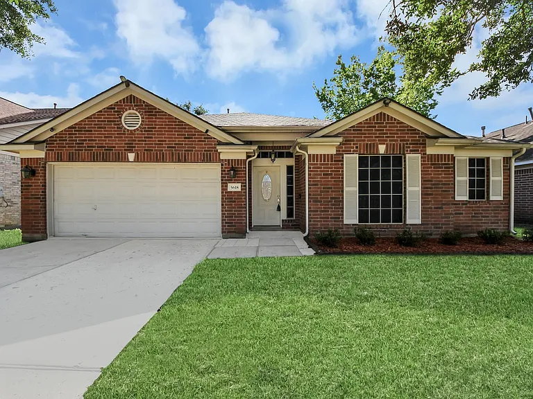 5618 Painted Trail Dr — Photo 2