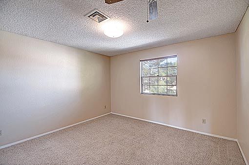 5th image of 16009 N 59th St