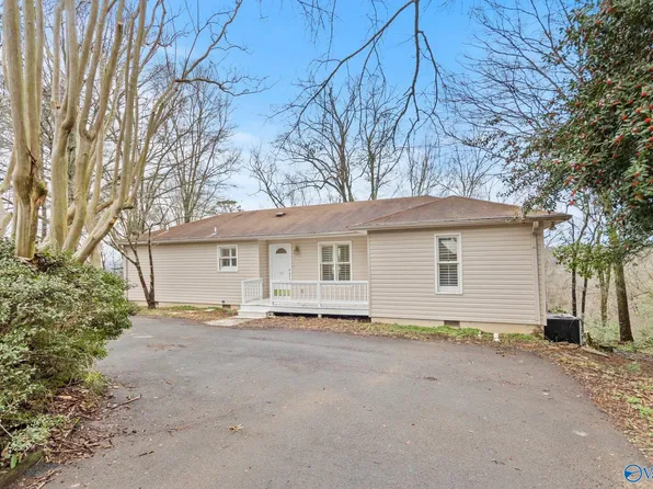 177 Rainbow Cir, Albertville, AL 35950