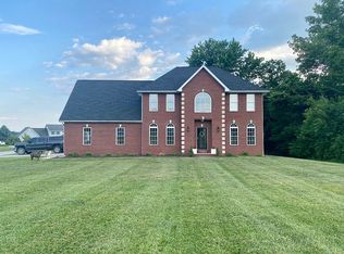 800 W Graham Ln, Washington, IN 47501