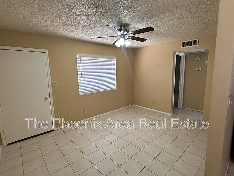 4820 E Willetta St #3 — Photo 5