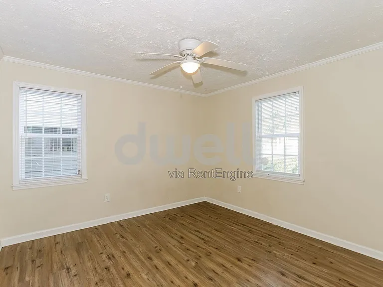 2492 Coleman Ave — Photo 15