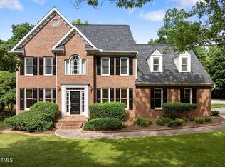 100 Silver Lining Ln, Cary, NC 27513