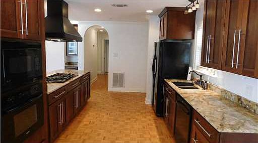 3rd image of 278 Wisteria St