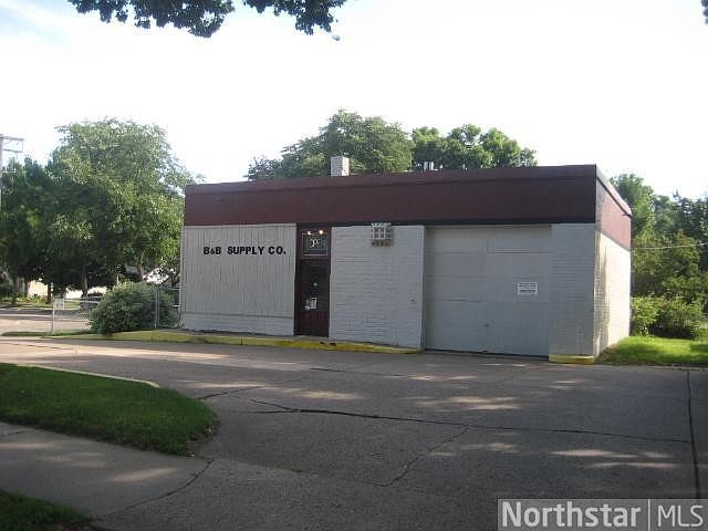 1st image of 4501 Minnehaha Ave