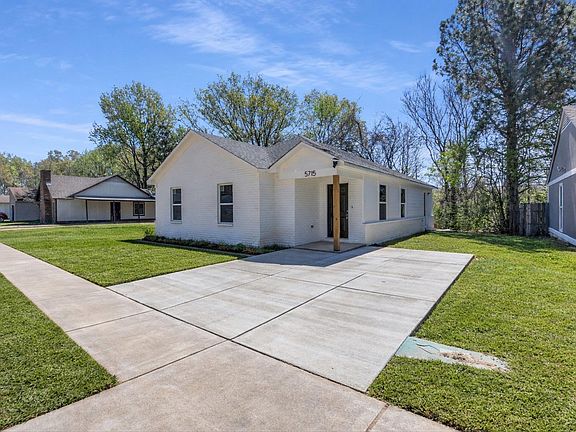 2nd image of 5715 Maple Tree Dr