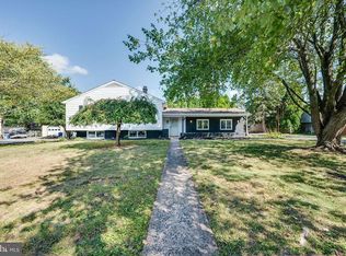 739 Fernwood Dr, Douglassville, PA 19518
