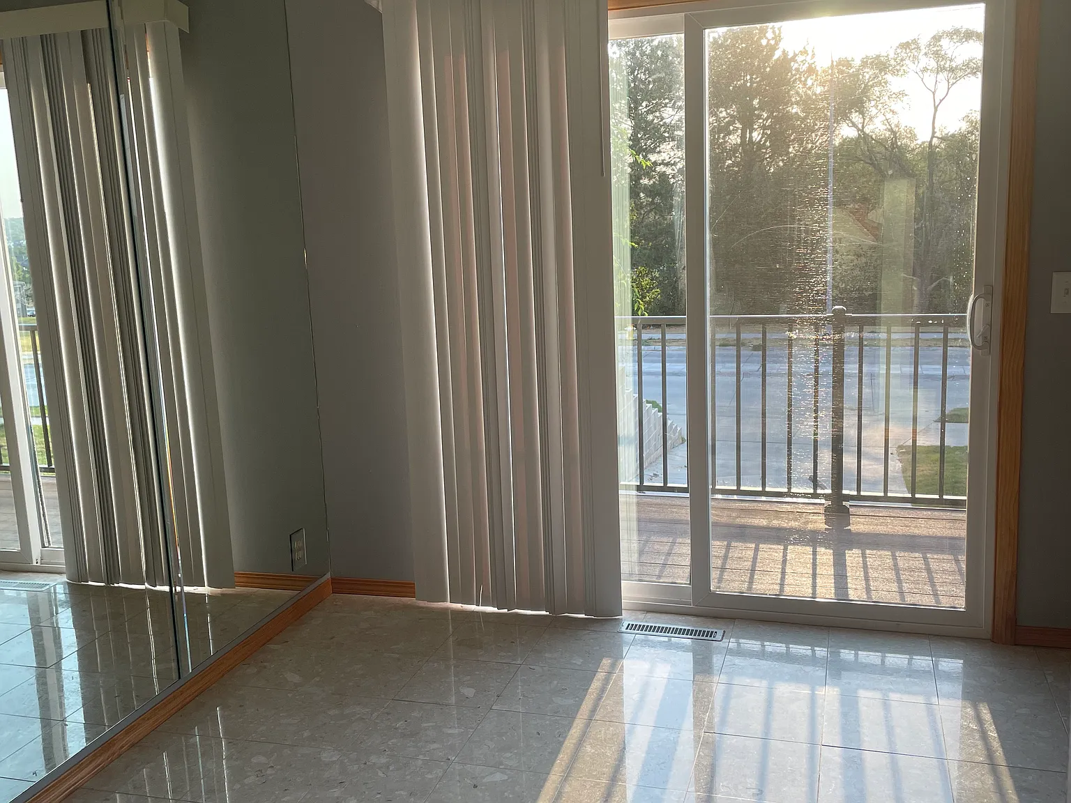 2 bed, 1.5 bath, 1116 sqft, $1,600 — Photo 4