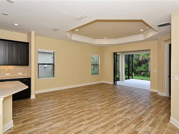 3rd image of 11555 Okaloosa Dr